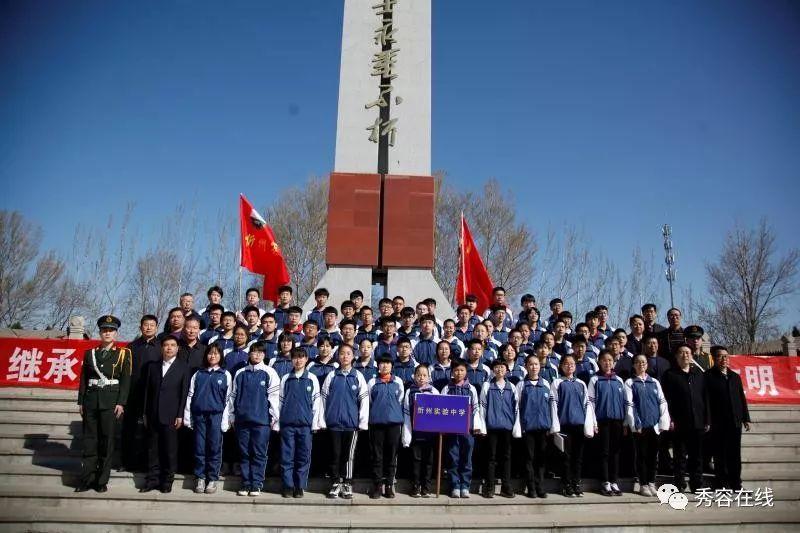 拯救电力塔的泰坦